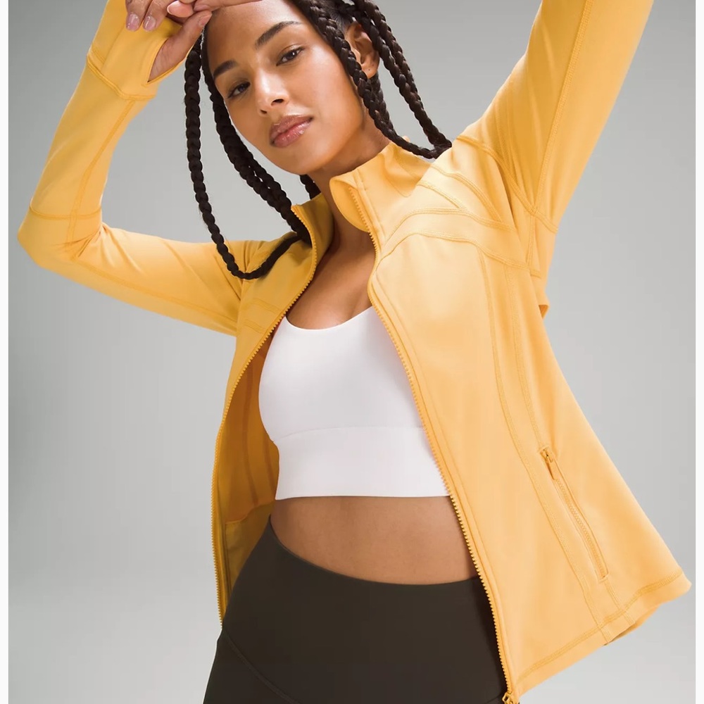NWT Lululemon Define Jacket
Luon